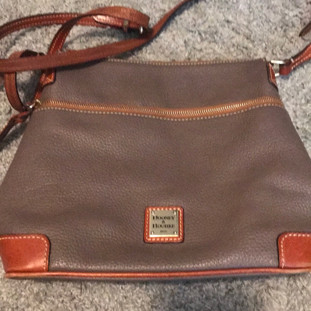 Dooney & Burke Pebble Grain Crossbdy